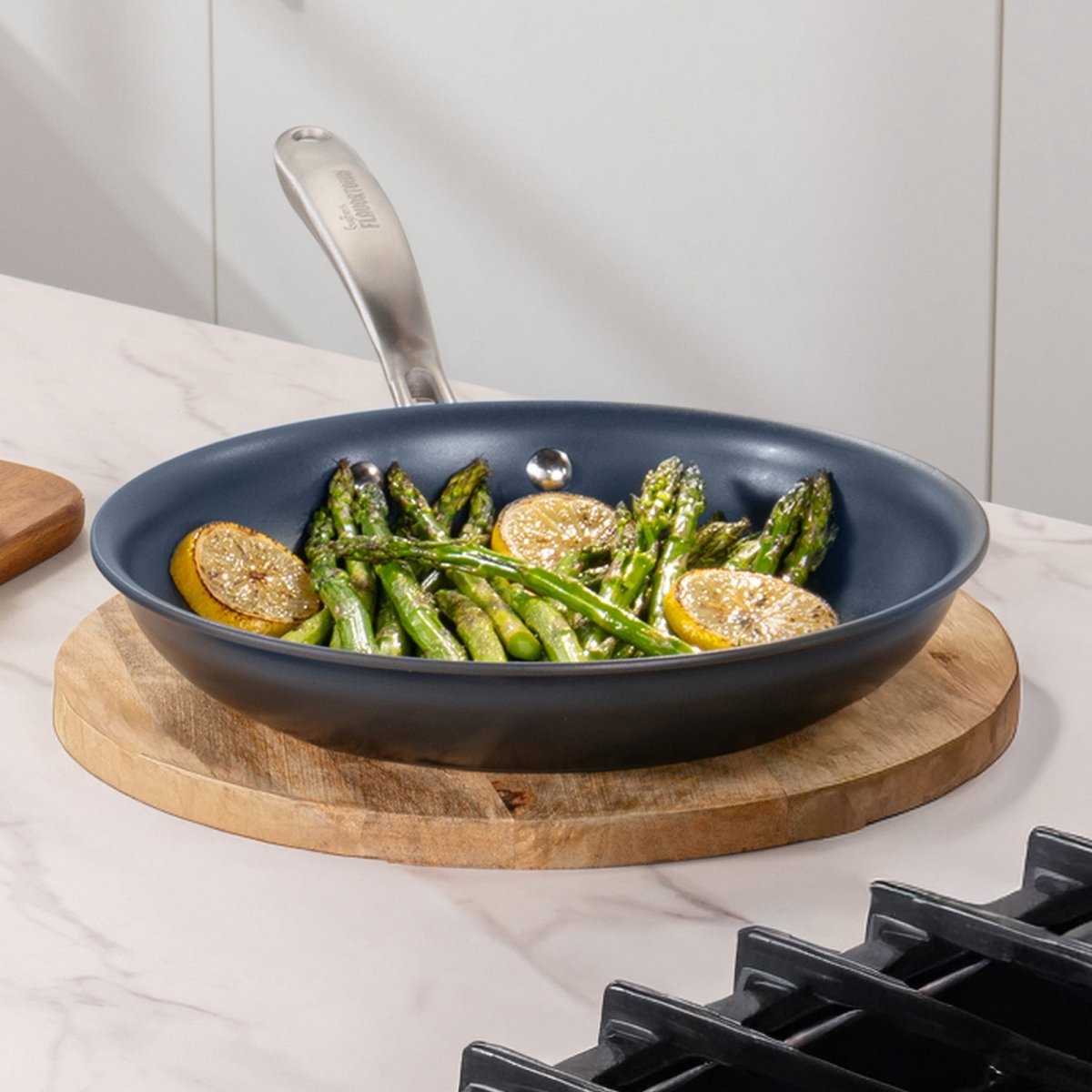 Laser Titanium™ 10" Fry Pan