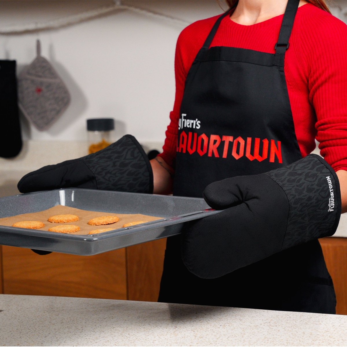 Flame Oven Mitts: 2-Pack